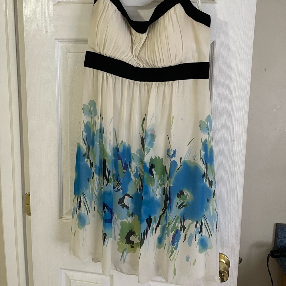 Dress barn collections size 16 only worn once for a few hours.